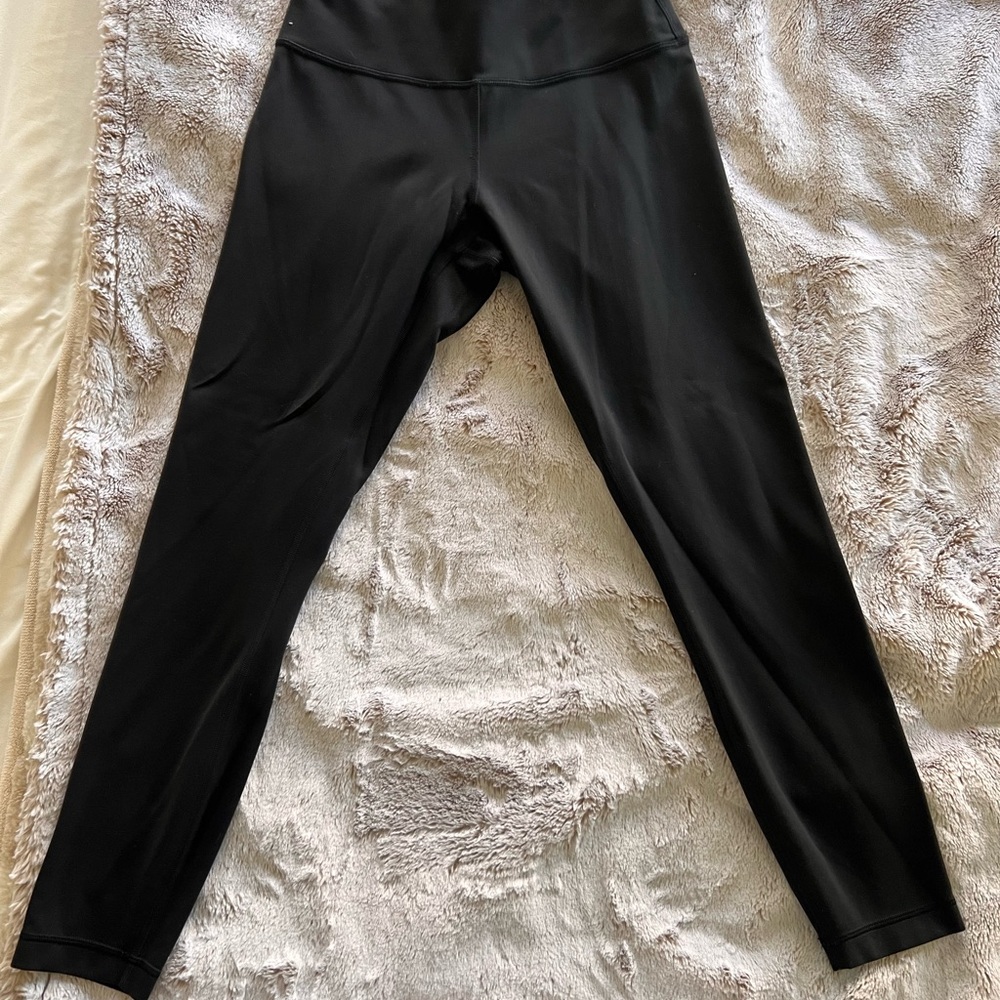 Lululemon Black High-Waist Wunder Train Contour Fit Leggings 25”